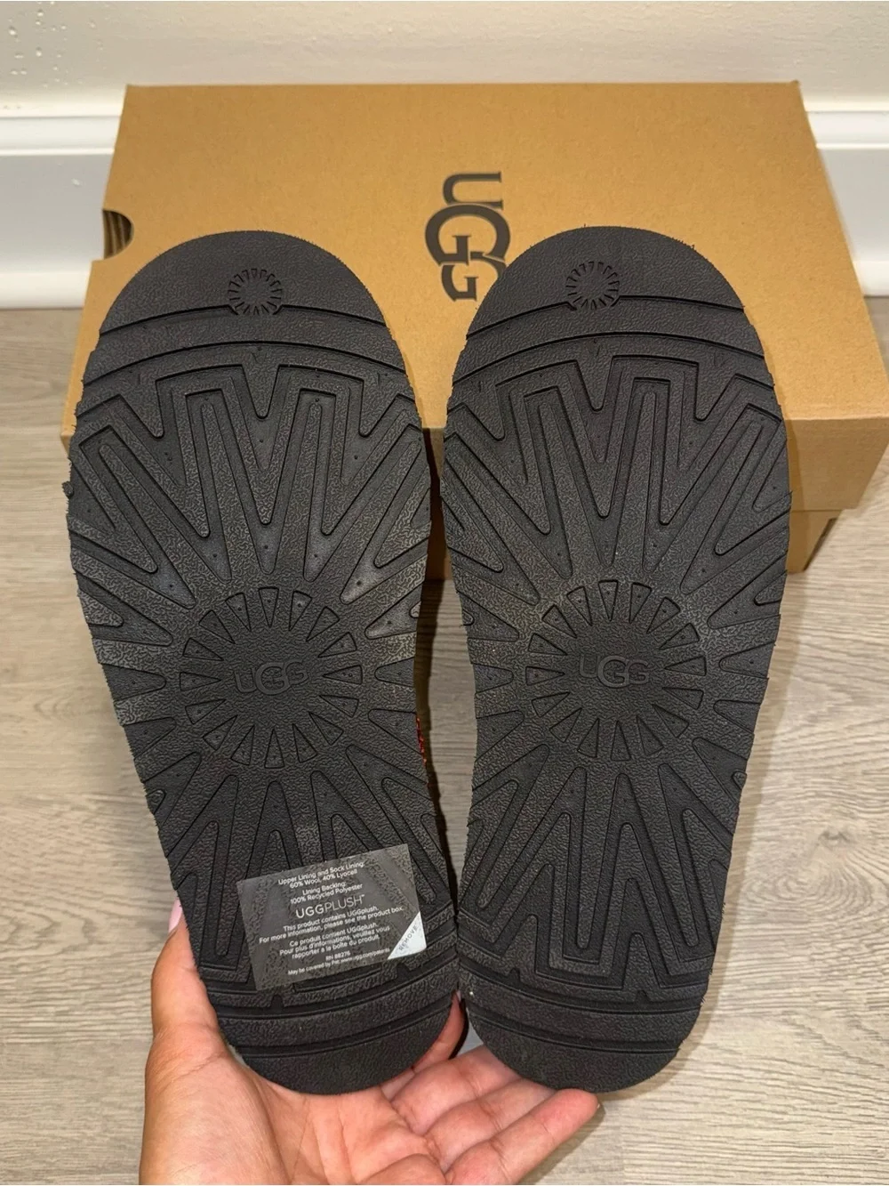 New Ugg Kids Tazz Slipper Black